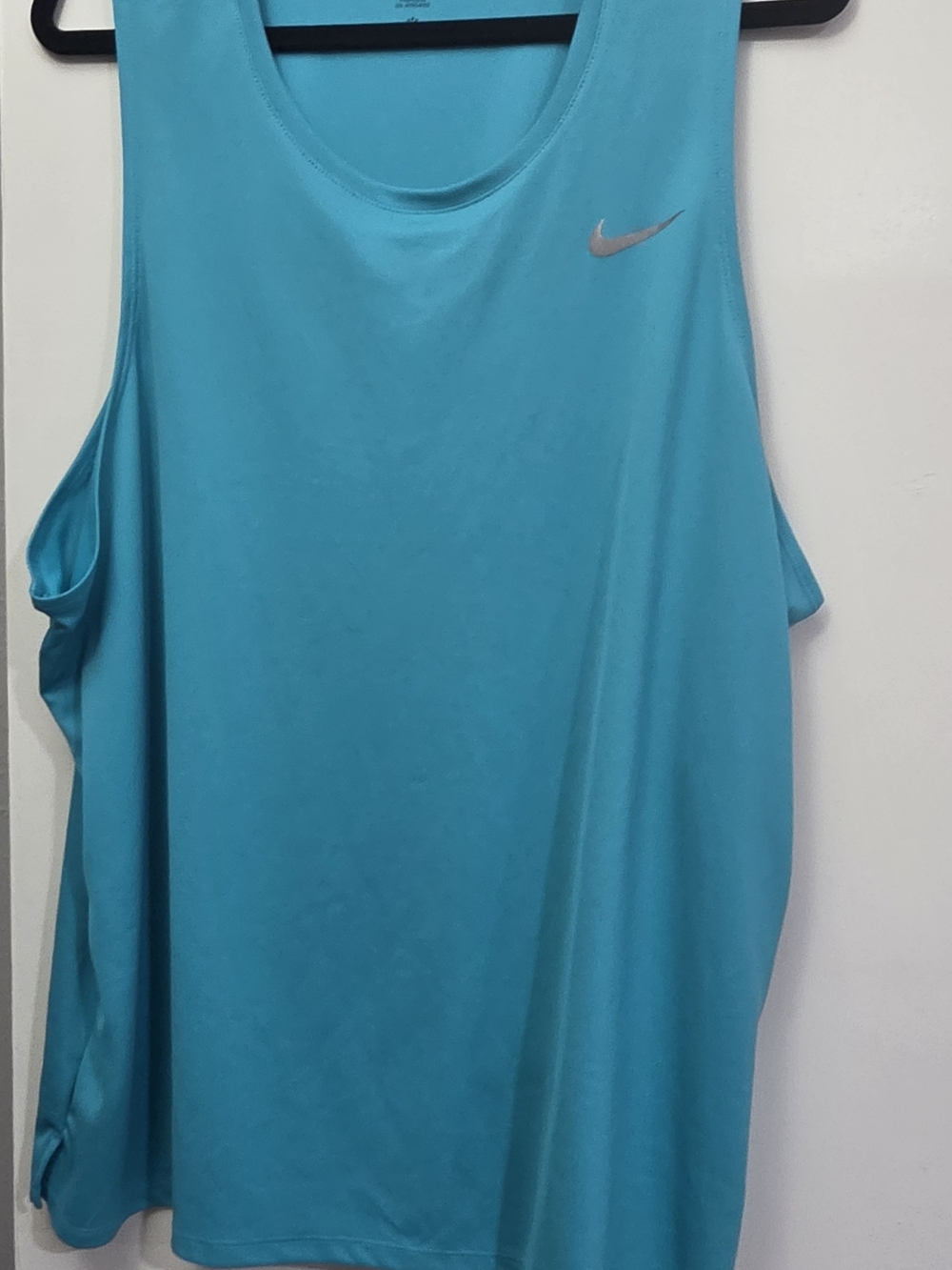 Nike Aqua Men's Dri-Fit Performance Tank Top